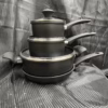 Batterie: 1 marmite, 2 casserole et 1 poêle